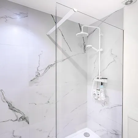 Precioso Apartamento Welcs 006 Con Balcon * 艾姆布里亚布拉瓦